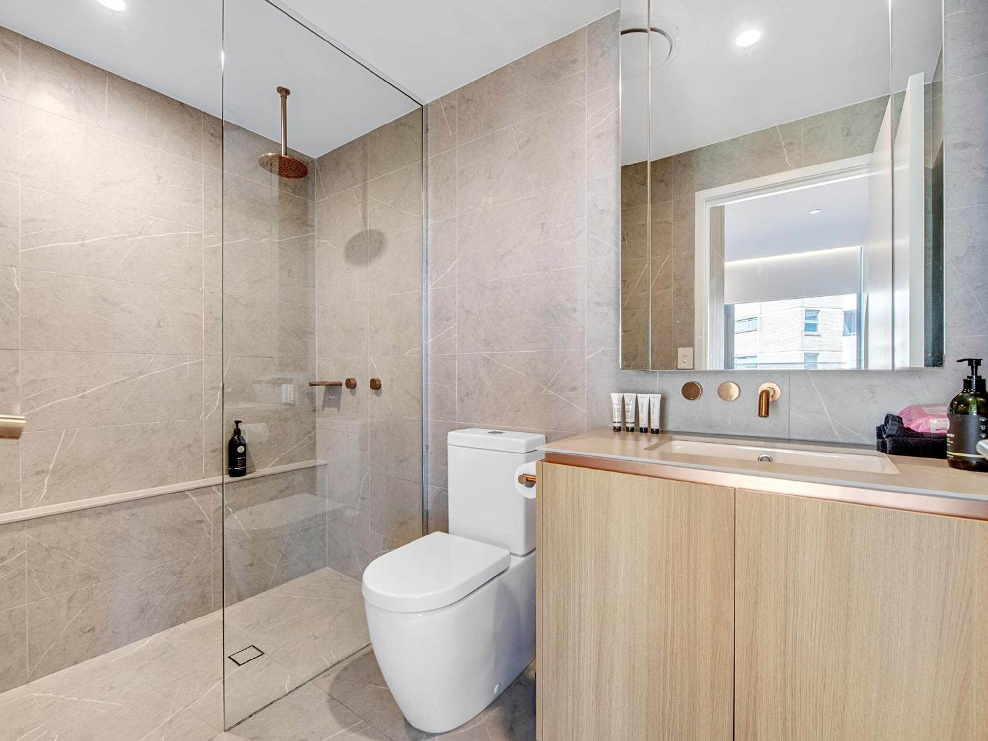 Lovely 2 Bedroom Executive Apartment บริสเบน ภายนอก รูปภาพ